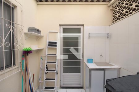 Apartamento para alugar com 47m², 2 quartos e 1 vagaÁrea de Serviço