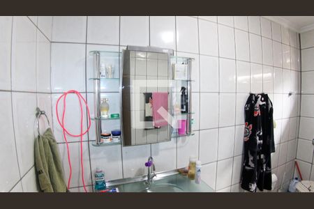 Casa à venda com 127m², 3 quartos e 2 vagas Casa à venda com 127m², 3 quartos e 2 vagasBanheiro