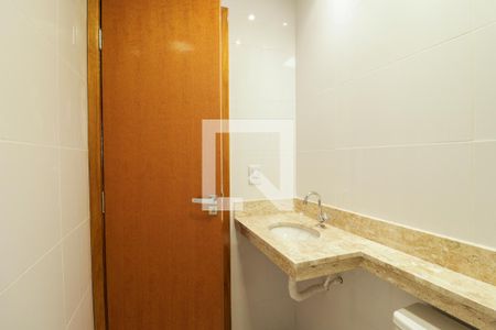Apartamento à venda com 43m², 2 quartos e 1 vaga Apartamento à venda com 43m², 2 quartos e 1 vagaBanheiro Social
