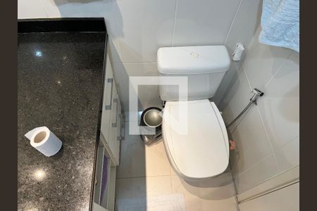 Apartamento à venda com 110m², 2 quartos e 2 vagas Apartamento à venda com 110m², 2 quartos e 2 vagasBanheiro Social