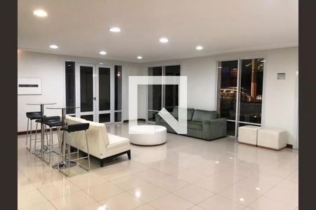 Apartamento à venda com 110m², 2 quartos e 2 vagas Apartamento à venda com 110m², 2 quartos e 2 vagasÁrea comum - Salão de festas