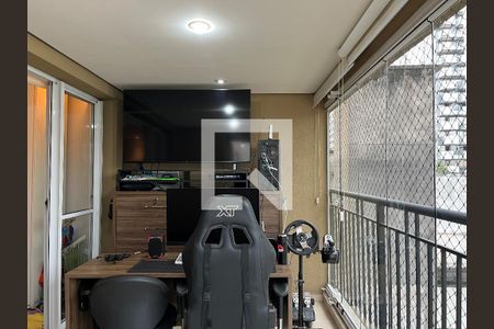 Apartamento à venda com 110m², 2 quartos e 2 vagas Apartamento à venda com 110m², 2 quartos e 2 vagasEscritório