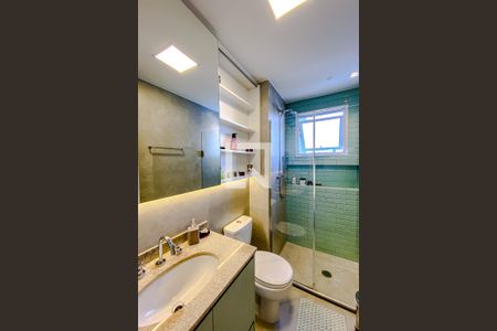 Apartamento à venda com 104m², 2 quartos e 2 vagasBanheiro da Suíte