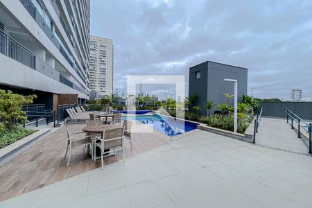 Apartamento à venda com 104m², 2 quartos e 2 vagasÁrea comum - Piscina