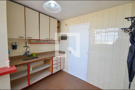 Apartamento à venda com 172m², 3 quartos e 2 vagasCozinha