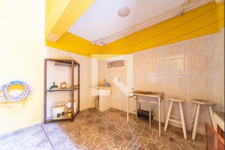 Casa à venda com 350m², 4 quartos e 2 vagasÁrea de Serviço