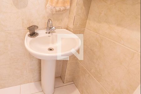 Casa à venda com 350m², 4 quartos e 2 vagasBanheiro 1