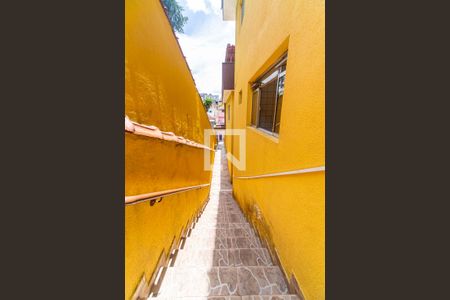 Casa à venda com 350m², 4 quartos e 2 vagasAcesso Externo