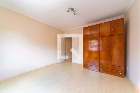 Casa à venda com 350m², 4 quartos e 2 vagasQuarto 2