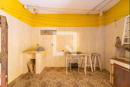 Casa à venda com 350m², 4 quartos e 2 vagasÁrea de Serviço