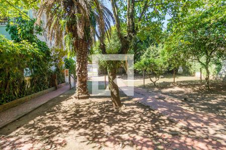 Casa à venda com 418m², 6 quartos e 6 vagas Casa à venda com 418m², 6 quartos e 6 vagasVista do Quarto 1