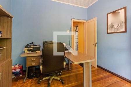 Casa à venda com 418m², 6 quartos e 6 vagas Casa à venda com 418m², 6 quartos e 6 vagasEscritório