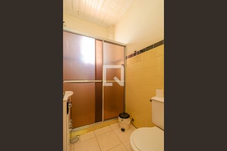 Casa à venda com 418m², 6 quartos e 6 vagas Casa à venda com 418m², 6 quartos e 6 vagasBanheiro 2