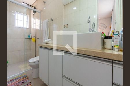 Casa à venda com 210m², 3 quartos e 4 vagas