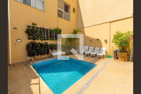 Casa à venda com 210m², 3 quartos e 4 vagas