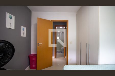 Apartamento à venda com 81m², 3 quartos e 1 vagaQuarto 2