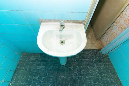 Casa à venda com 182m², 3 quartos e 1 vaga Casa à venda com 182m², 3 quartos e 1 vagaBanheiro 2