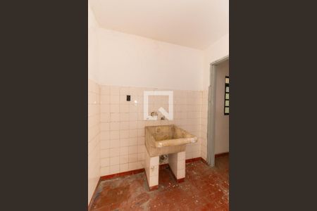 Casa à venda com 182m², 3 quartos e 1 vaga Casa à venda com 182m², 3 quartos e 1 vagaÁrea de Serviço 2