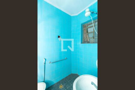 Casa à venda com 182m², 3 quartos e 1 vaga Casa à venda com 182m², 3 quartos e 1 vagaBanheiro 2