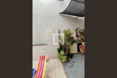 Casa de condomínio à venda com 272m², 3 quartos e 4 vagasÁrea externa 