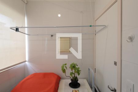Apartamento à venda com 160m², 4 quartos e 4 vagasCozinha e Área de Serviço