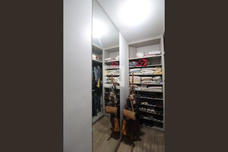 Apartamento à venda com 160m², 4 quartos e 4 vagasCloset da Suite 1