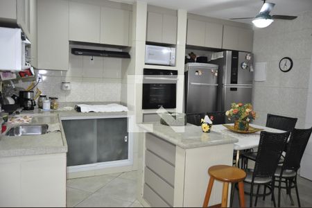 Casa de condomínio à venda com 73m², 3 quartos e sem vagaCozinha