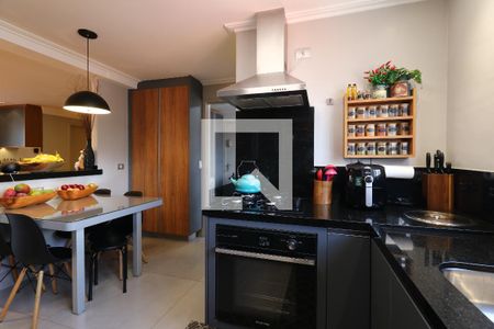 Apartamento à venda com 134m², 3 quartos e 3 vagasCozinha