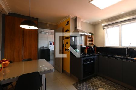 Apartamento à venda com 134m², 3 quartos e 3 vagasCozinha