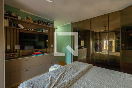 Casa à venda com 350m², 3 quartos e 3 vagasSuíte 2