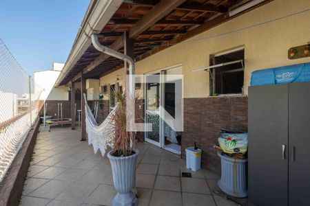 Casa à venda com 350m², 3 quartos e 3 vagasVaranda