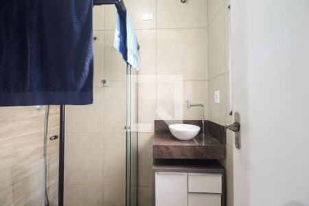 Casa à venda com 280m², 3 quartos e 3 vagasBanheiro Suíte 2