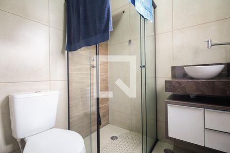 Casa à venda com 280m², 3 quartos e 3 vagasBanheiro Suíte 2