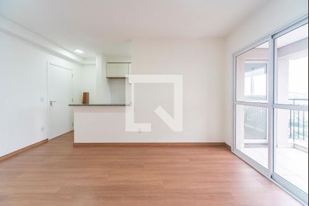 Sala de apartamento para alugar com 3 quartos, 68m² em Vila Pires, Santo André