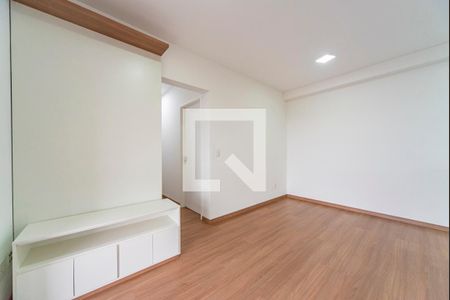 Sala de apartamento para alugar com 3 quartos, 68m² em Vila Pires, Santo André