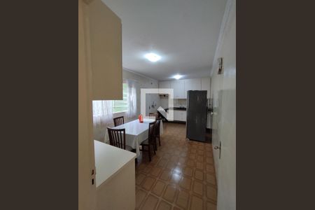 Casa à venda com 150m², 3 quartos e 4 vagasCozinha - Armários