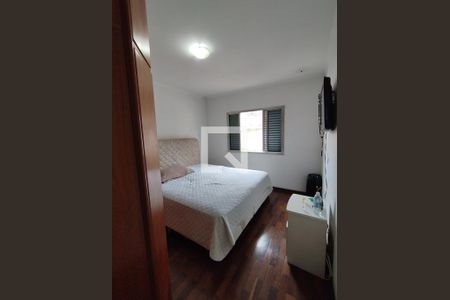 Casa à venda com 150m², 3 quartos e 4 vagasQuarto Suíte