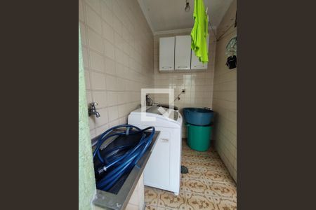 Casa à venda com 150m², 3 quartos e 4 vagasÁrea de Serviço