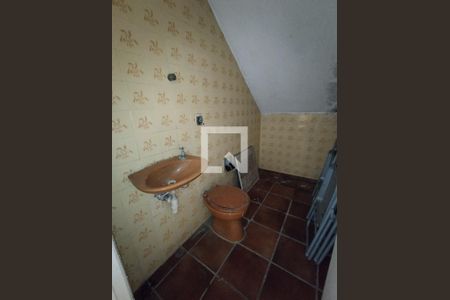 Casa à venda com 150m², 3 quartos e 4 vagasBanheiro da Garagem