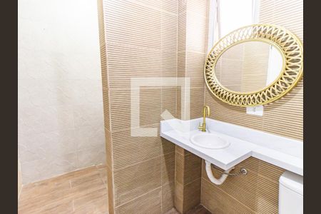 Apartamento à venda com 62m², 2 quartos e 1 vaga Apartamento à venda com 62m², 2 quartos e 1 vagaBanheiro