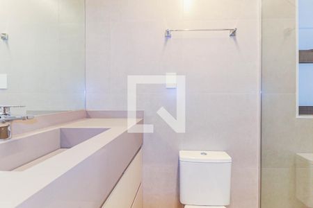 Apartamento à venda com 227m², 3 quartos e 4 vagasBanheiro Suíte 1