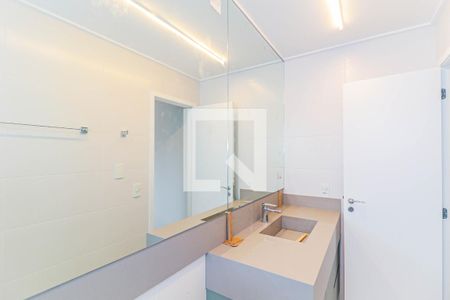 Apartamento à venda com 227m², 3 quartos e 4 vagasBanheiro Suíte 2