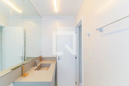 Apartamento à venda com 227m², 3 quartos e 4 vagasBanheiro Suíte 2