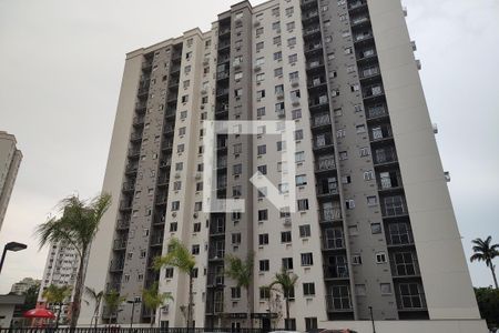 Apartamento à venda com 52m², 2 quartos e 1 vaga Apartamento à venda com 52m², 2 quartos e 1 vagaFachada do bloco