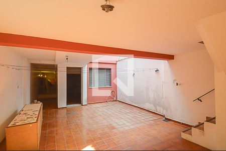 Casa à venda com 280m², 3 quartos e 2 vagasQuintal