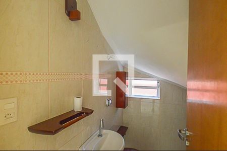 Casa à venda com 280m², 3 quartos e 2 vagasLavabo