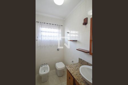 Casa à venda com 280m², 3 quartos e 2 vagasBanheiro