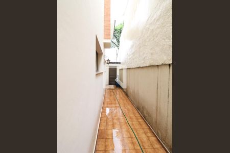 Casa à venda com 360m², 3 quartos e 5 vagasCorredor Lateral