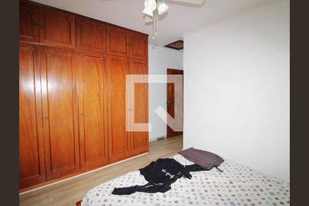 Casa à venda com 360m², 3 quartos e 5 vagasSuíte 2