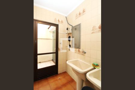 Casa à venda com 360m², 3 quartos e 5 vagasÁrea de Serviço